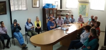 Reunión con técnicos y jefes de la institución.